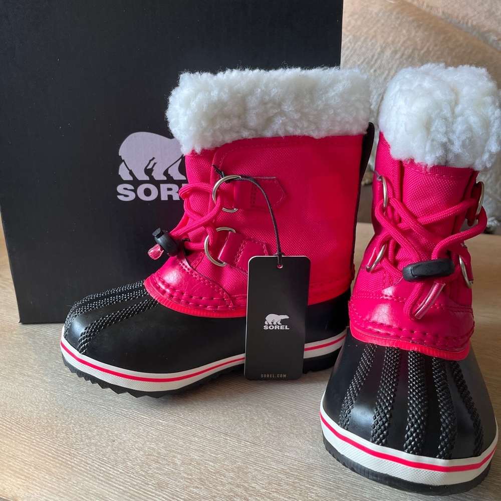 Sorel kids snow boots size 10